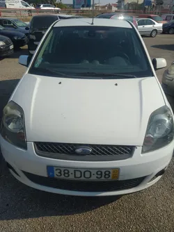 Ford Fiesta 1.4 tdci,5 lug.a.c.bom estado,só 2990 !!!