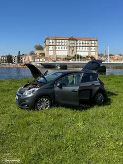 Peugeot 208 1.6 BlueHDi Style