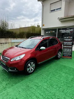 Peugeot 2008 1.2 PureTech Allure