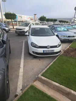 Volkswagen Golf 2.0 TDI DPF DSG Style