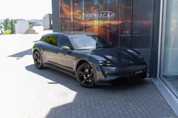 Porsche Taycan Cross Turismo 4