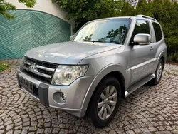 Mitsubishi Pajero 3.2 DI-D 200CH INSTYLE 4X4 - ATTELAGE TOIT OUVRANT