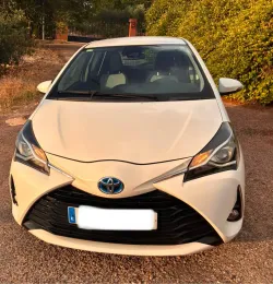 Toyota Yaris Yaris EcoVan Hybrid