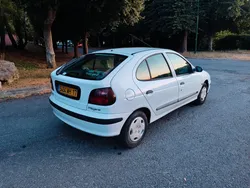 Renault Mégane 1.9d 65ch diesel 5 portes