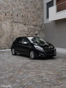 Peugeot 208 1.6 BlueHDi Style
