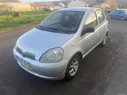 Toyota Yaris 5 portas 1.0