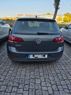 VW Golf Stream