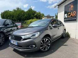 Citroën ds DS4 so chic 1.6 BLUE hdi 120 CH boîte automatique gps Bluetooth attelage