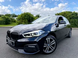 🥇TOP AFFAIRE🥇 Bmw Série 1 F40 118d 2.0l 150ch Design BV6/CARPLAY/VIRTUAL/CAMERA/GPS/JA17/LED/ORIGINE FRANCE/1°MAIN