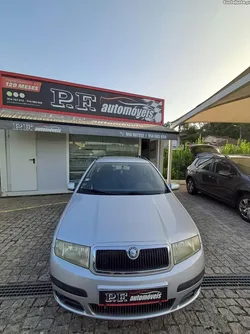 Skoda Fabia 1.2 Gasolina 64 cv 2005