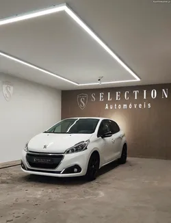 Peugeot 208 1.6 HDI STYLE