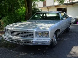 CHEVROLET Impala Caprice V8 sans montants de fenêtres TRES RARE