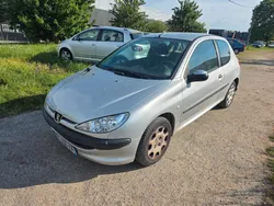 Peugeot 206 3500 euros garantie