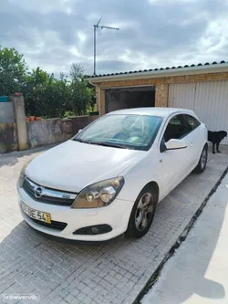 Opel Astra GTC 1.3 CDTI