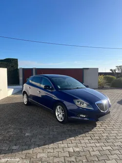 Lancia Delta 1.6 M-Jet Argento