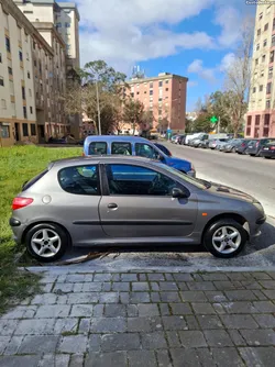 Peugeot 206 1.9 Diesel 137 mil km ano 99, 5 lugares