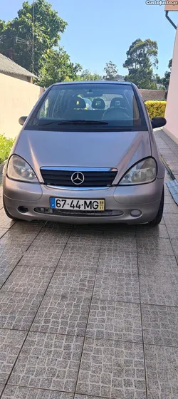 Mercedes-Benz A 140 ar condicionado