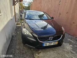 Volvo V40 D2