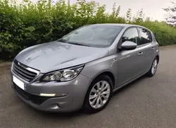 💎 308 II 1.2 Essence 110cv Style "Entretien Peugeot"