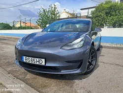 Tesla Model 3 RWD