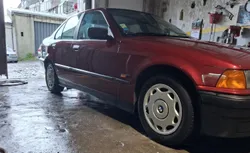 BMW 318 318i
