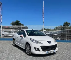 Peugeot 207 CC 1.6 HDI 112 CABRIOLET / DISTRIBUTION À JOUR / VIDANGE NEUVE / CT OK