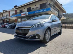 Peugeot 208 1.2 PureTech Signature