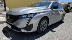Peugeot 308 1.2 PureTech Allure EAT8