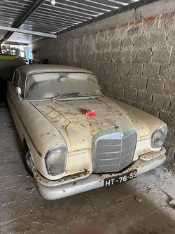 Mercedes-Benz 220 220s