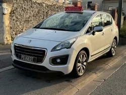 Peugeot 3008 1.6 hdi 115cv 1er main