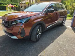 Peugeot 5008 1.2 PureTech 06/2022 130ch S&S Allure Pack 7 places, faible kilométrage 57250kms BVM 6, 7CV peinture Metallic Copper