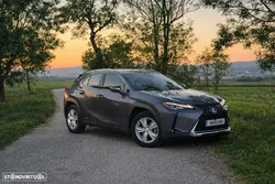 Lexus UX 250h Executive+