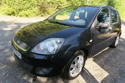 Ford Fiesta 1.4 TDCI 70CH ( CT OK )