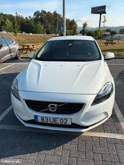 Volvo V40 D2