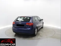 Audi A3 Sportback 1.6 TDI 105cv Attraction c/ Garantia