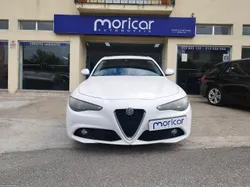 Alfa Romeo Giulia 2.2 D AUTO