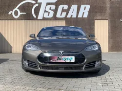 Tesla Model S S