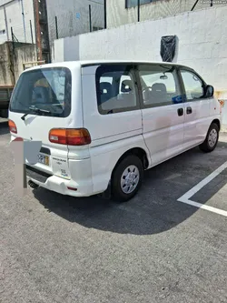 Mitsubishi L400 mini bus 8 L