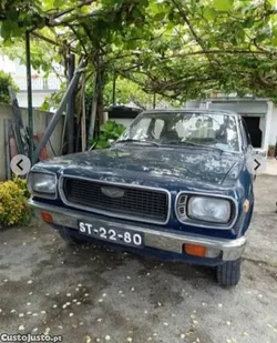 Mazda 818 Mazda Sedan 818 para peças ( o problema só motor)