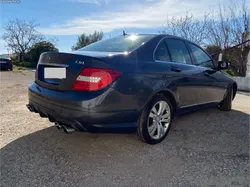 Mercedes-Benz C 220 C220