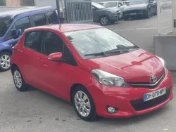 TOYOTA YARIS 90 D-4D Business SEULEMENT 110 000 KM ENTRETIEN COMPLET