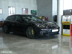 Porsche Panamera Sport Turismo 4 E-Hybrid 10 Years Edition