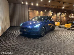 Tesla Model Y Long-Range RWD