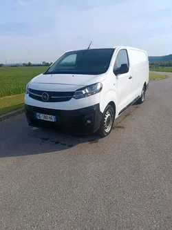 Opel vivaro L 2.0l HDi 180c eat 8 asphalt