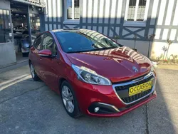 Peugeot 208 SIGNATURE