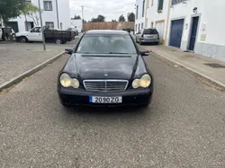 Mercedes-Benz C 220 C220
