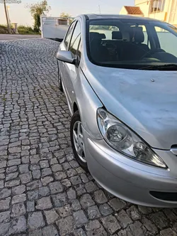 Peugeot 307 1.4 Diesel muito econômico - Particular
