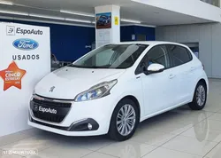 Peugeot 208 1.2 PureTech Signature