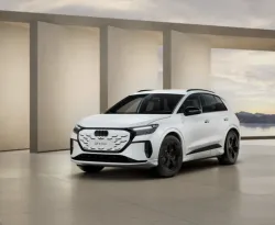 Audi Q4 e-tron quattro Black line 220kW 82KWh