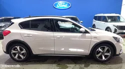 Ford Focus 1.0 EcoBoost MHEV Active X